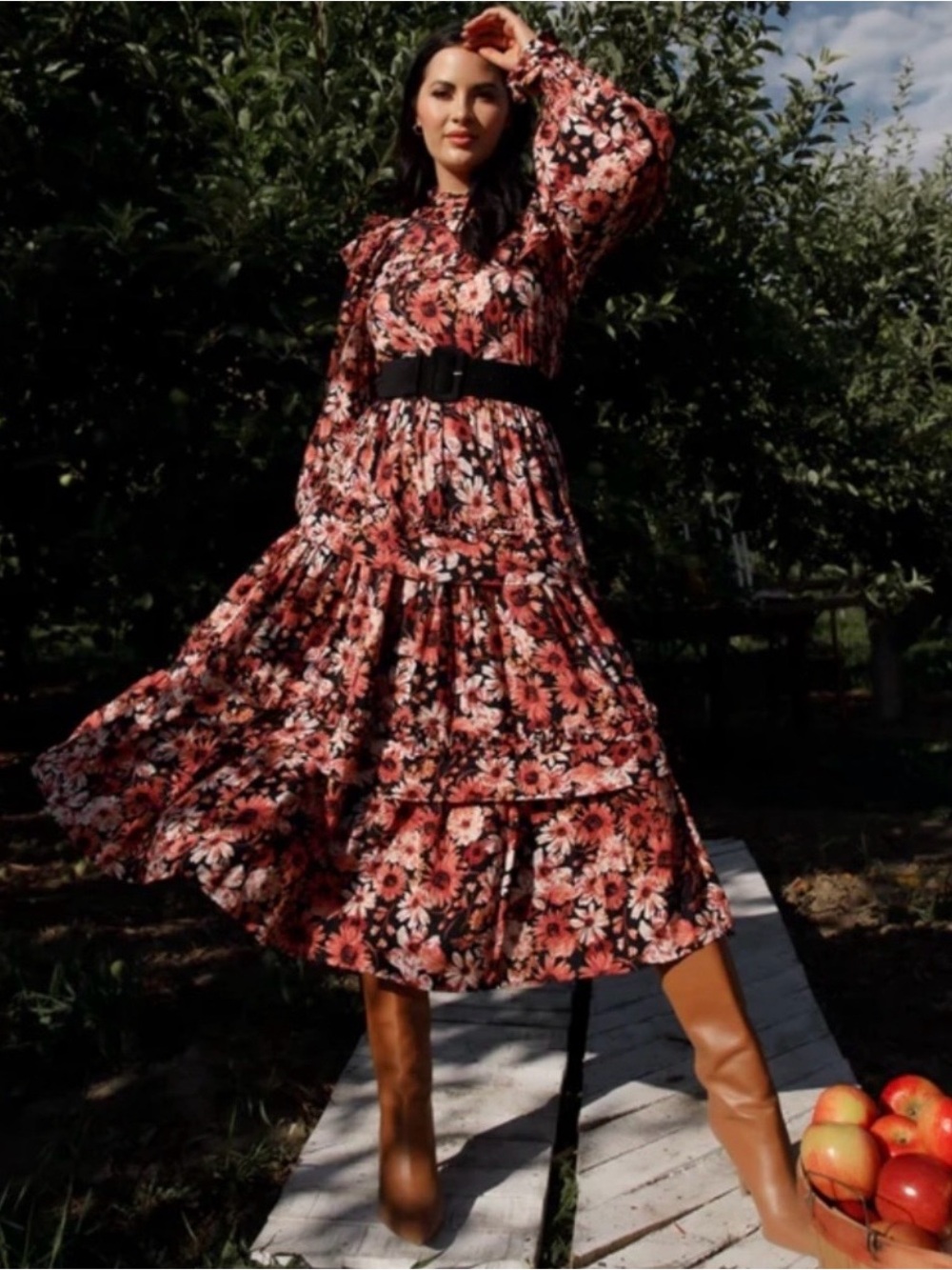 Rachel Parcell Autumn Bouquet
Tiered Midi Dress Size 16